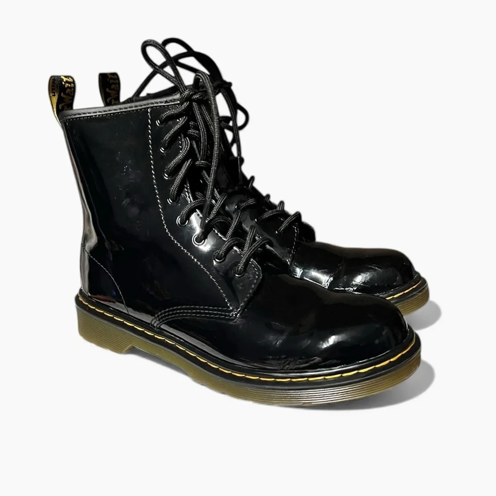 🌻NEW Dr. Martens 1460 Youth Patent Leather Lace-Up Boots Yellow Stitch Boots